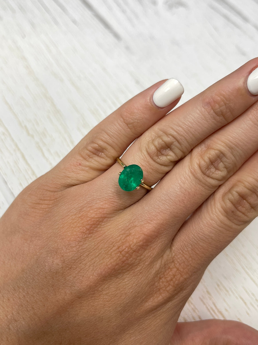 Muzo Green Colombian Emerald - 2.18 Carat Oval Cut - Authentic Loose Gemstone