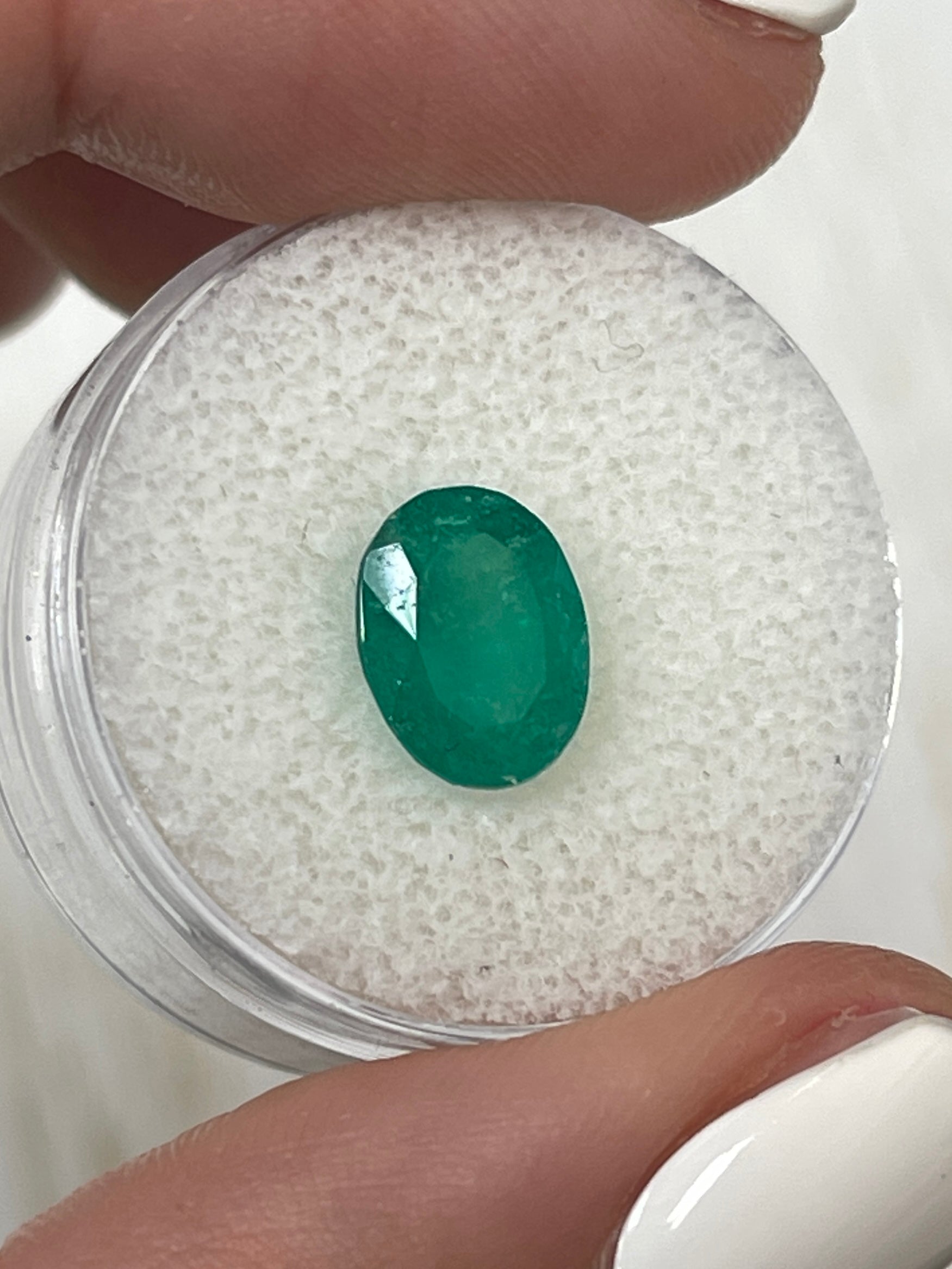 Lustrous 2.21 Carat Colombian Emerald - Oval Shaped, Deep Green