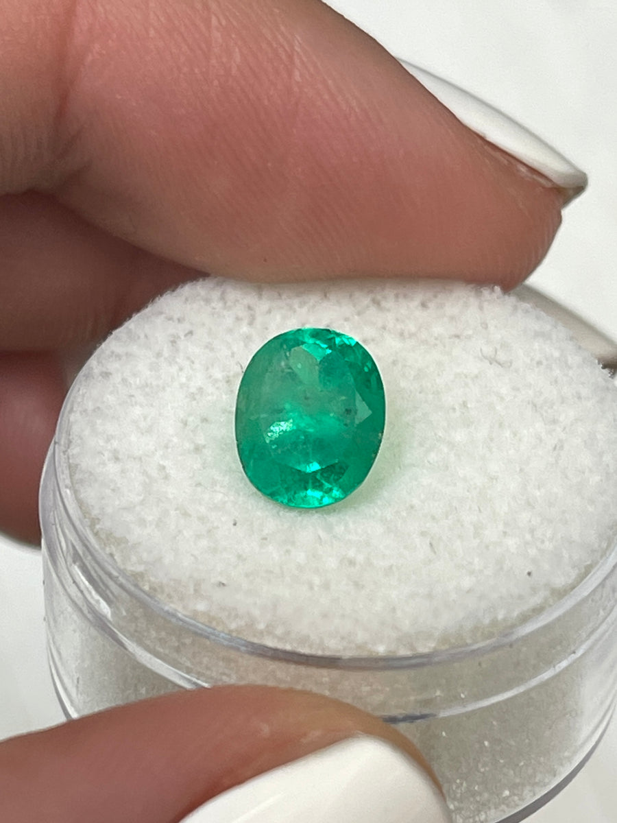 Glowing Green Colombian Emerald - Oval Cut - 2.22 Carat Gemstone