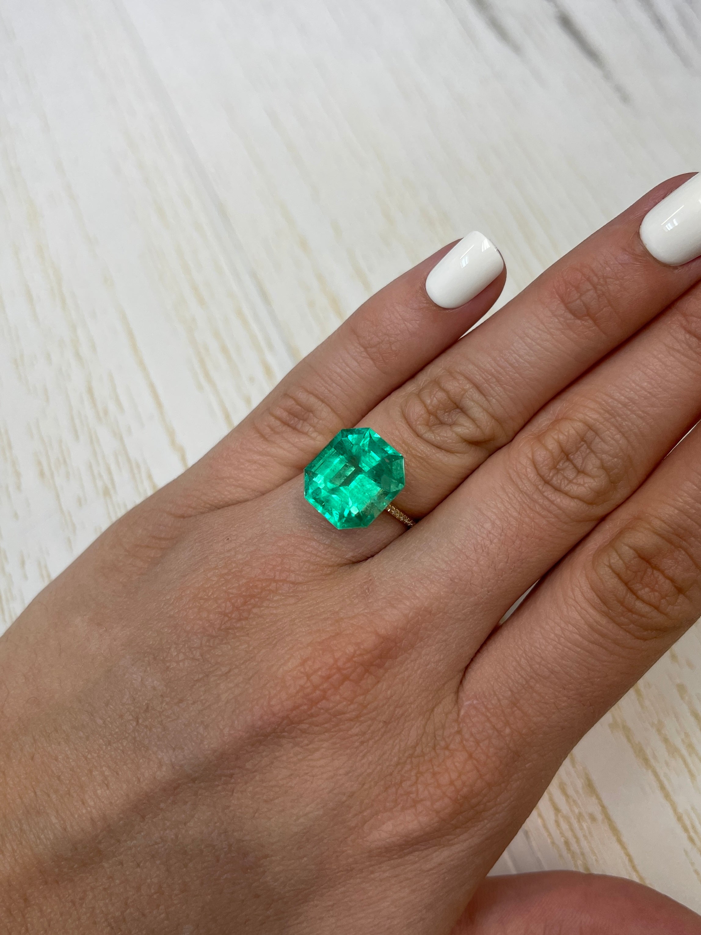 10.81 Carat GIA Minor Oil 14x13 Vivid Muzo Natural Loose Colombian Emerald-Asscher Cut - JR Colombian Emeralds