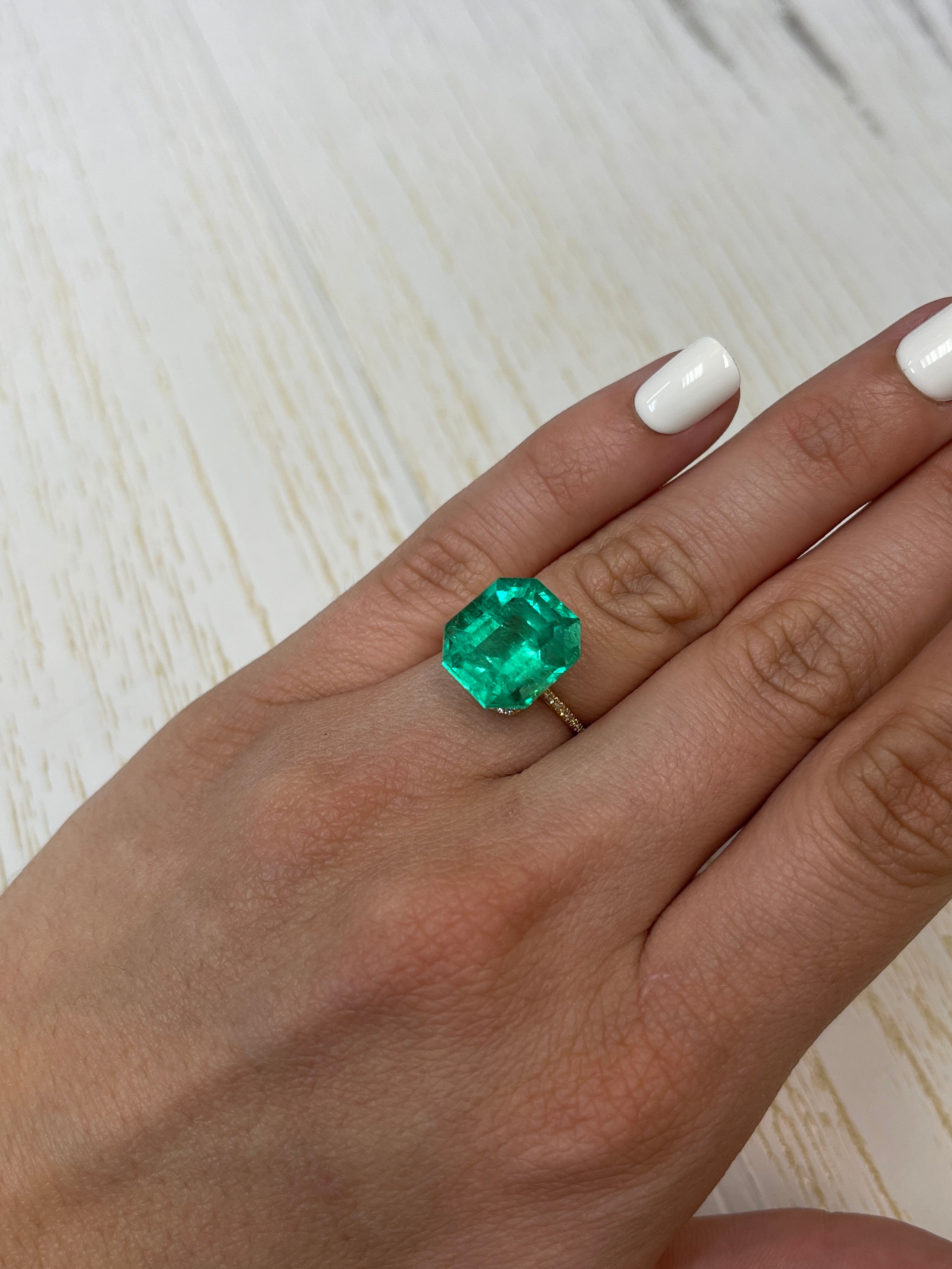 10.81 Carat GIA Minor Oil 14x13 Vivid Muzo Natural Loose Colombian Emerald-Asscher Cut - JR Colombian Emeralds