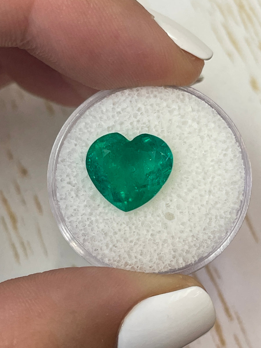 Heart-Shaped 4.60 Carat Colombian Emerald in Muzo Green