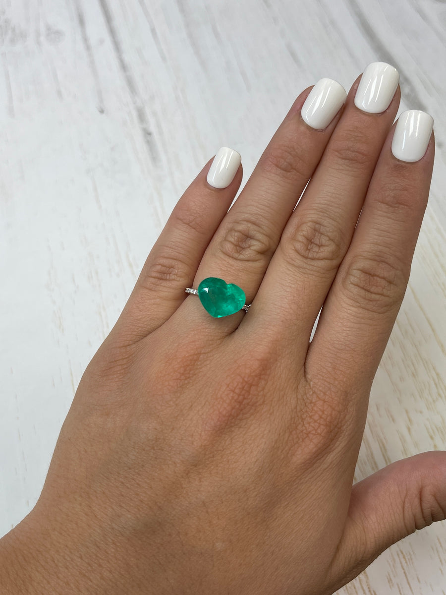 Emerald Gemstone - 5.80 Carats of Colombian Beauty (Heart Shape)