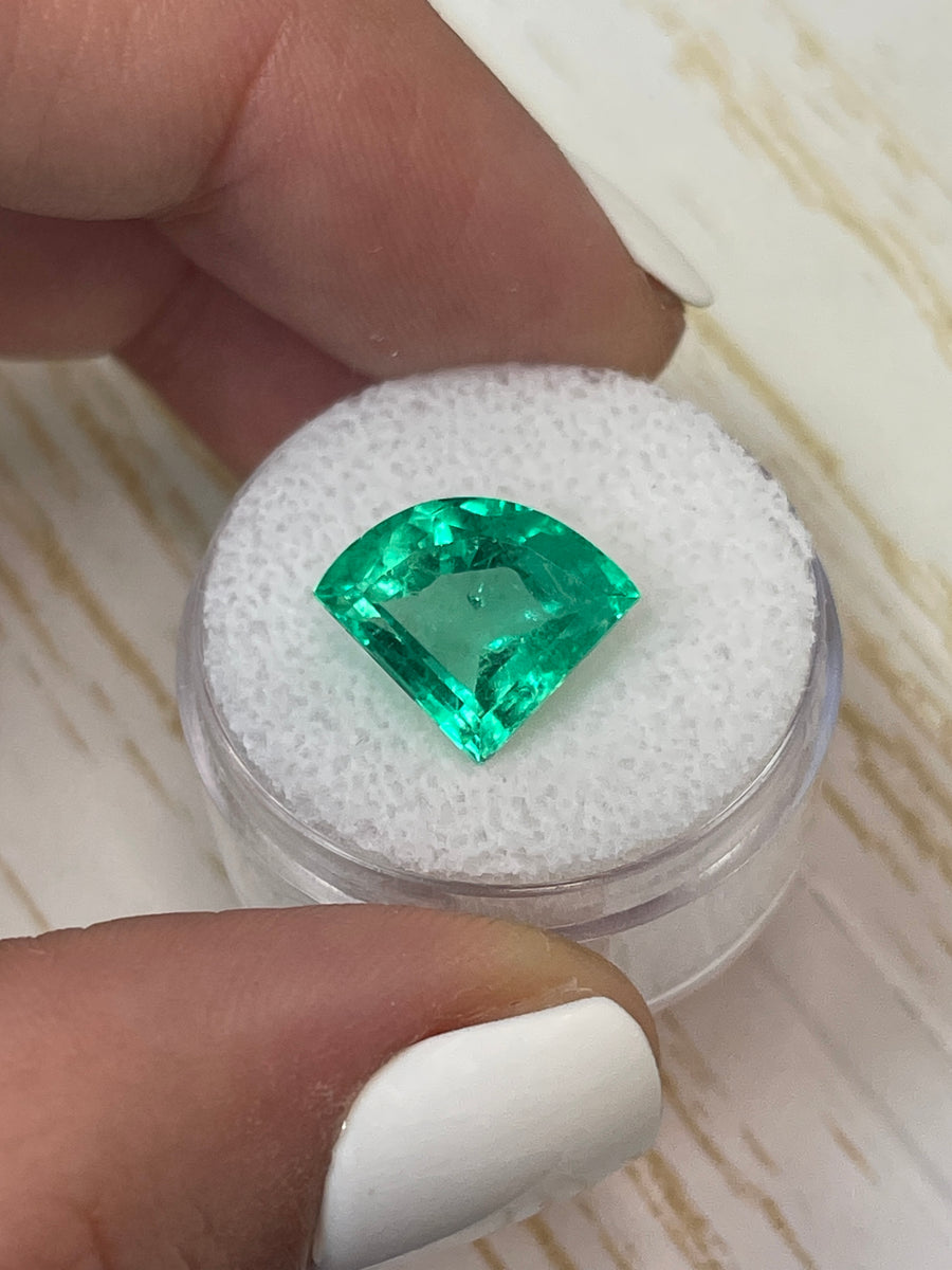 5.0 Carat Colombian Emerald - Fancy Fan Cut Gemstone