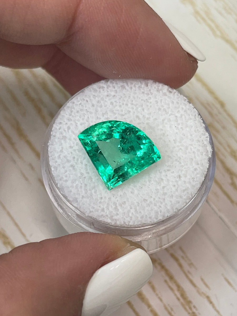 Fancy Fan Cut 5.0 Carat Colombian Emerald - Authentic Beauty
