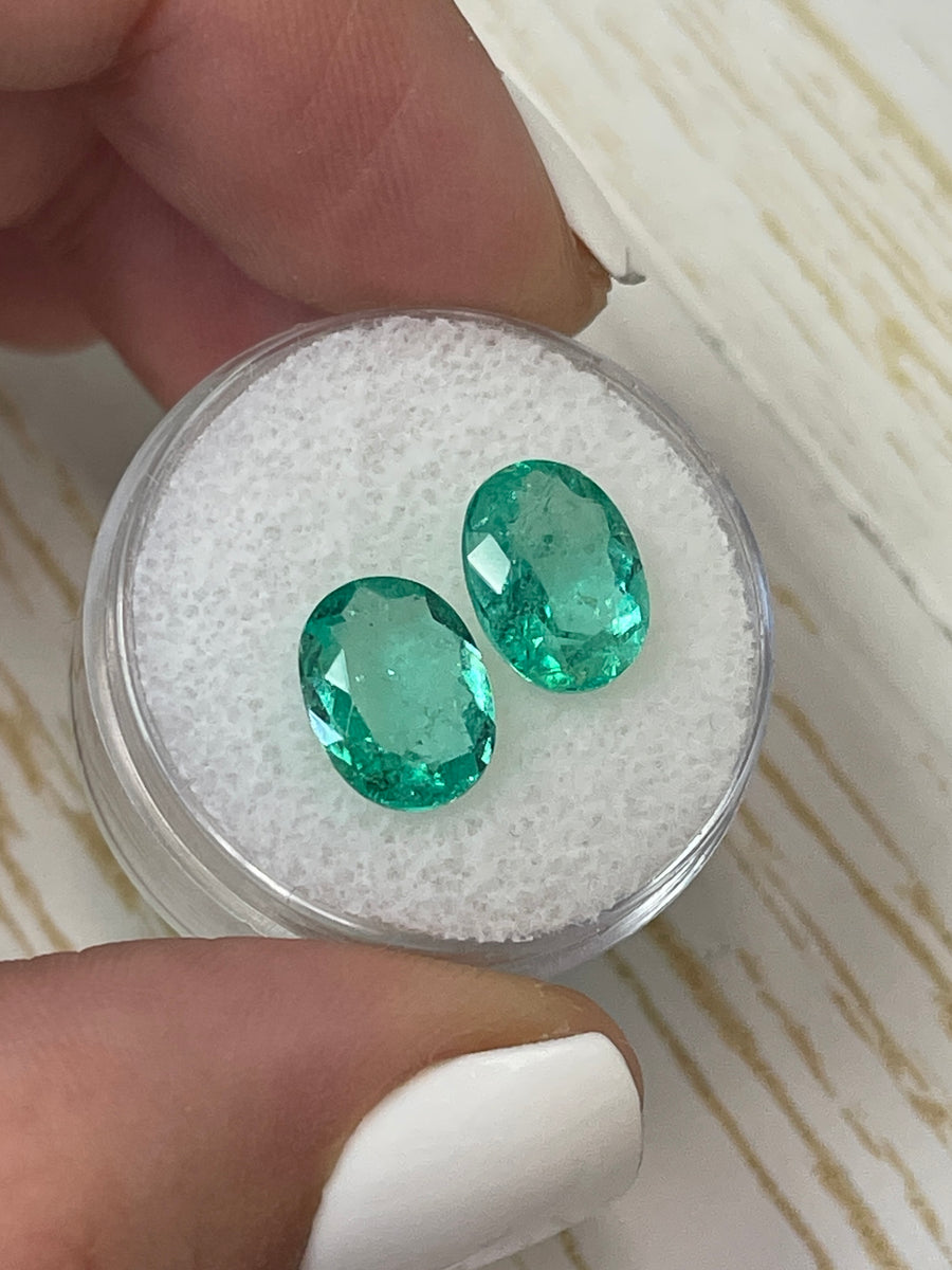 Pair of Loose Colombian Emeralds - 10x8 Oval Shape - 4.27 TCW
