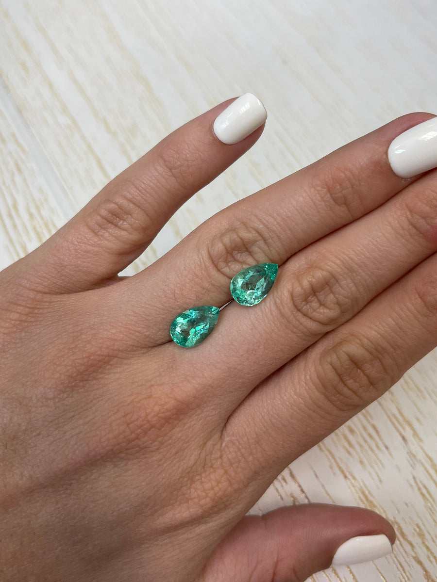 12.5x8mm Colombian Emeralds - Pear Cut - Total 6.11 Carats - Lustrous Gems