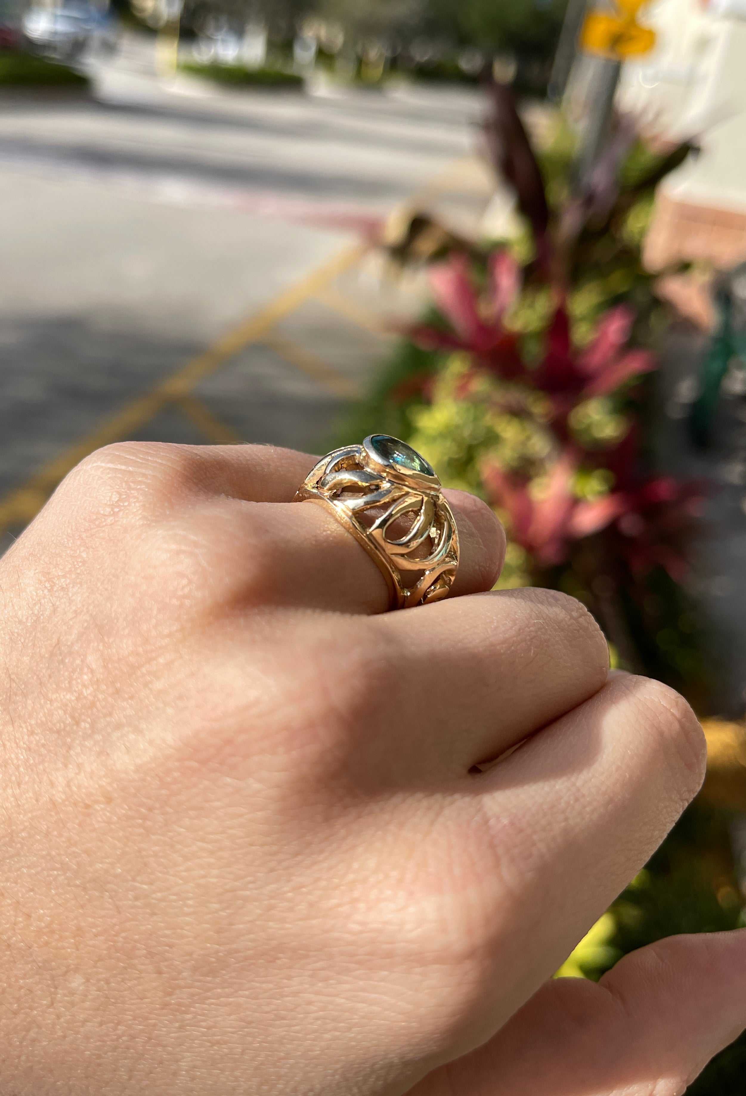 Colombian Emerald Pear Gold Solitaire Ring