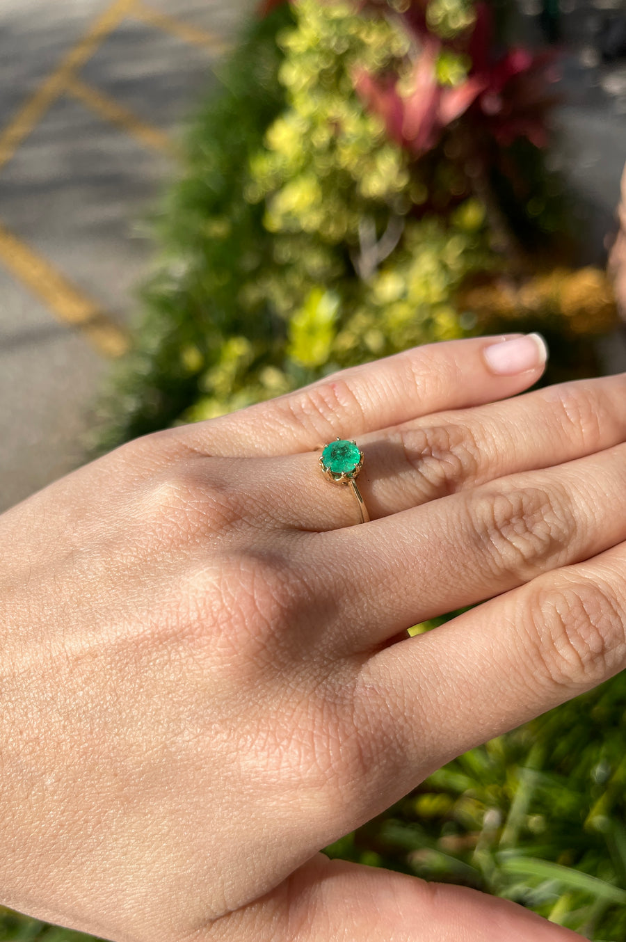 Timeless Beauty: 1.0 Carat Round Colombian Emerald Eight Prong Solitaire 14K Gold Anniversary Ring