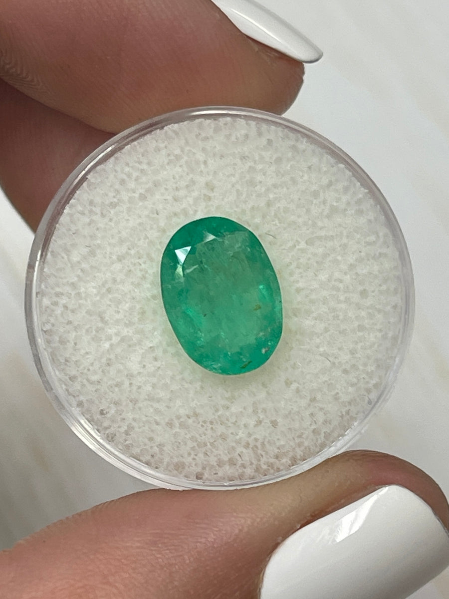 Colombian Emerald of 2.72 Carats - Olive Green Oval Gem