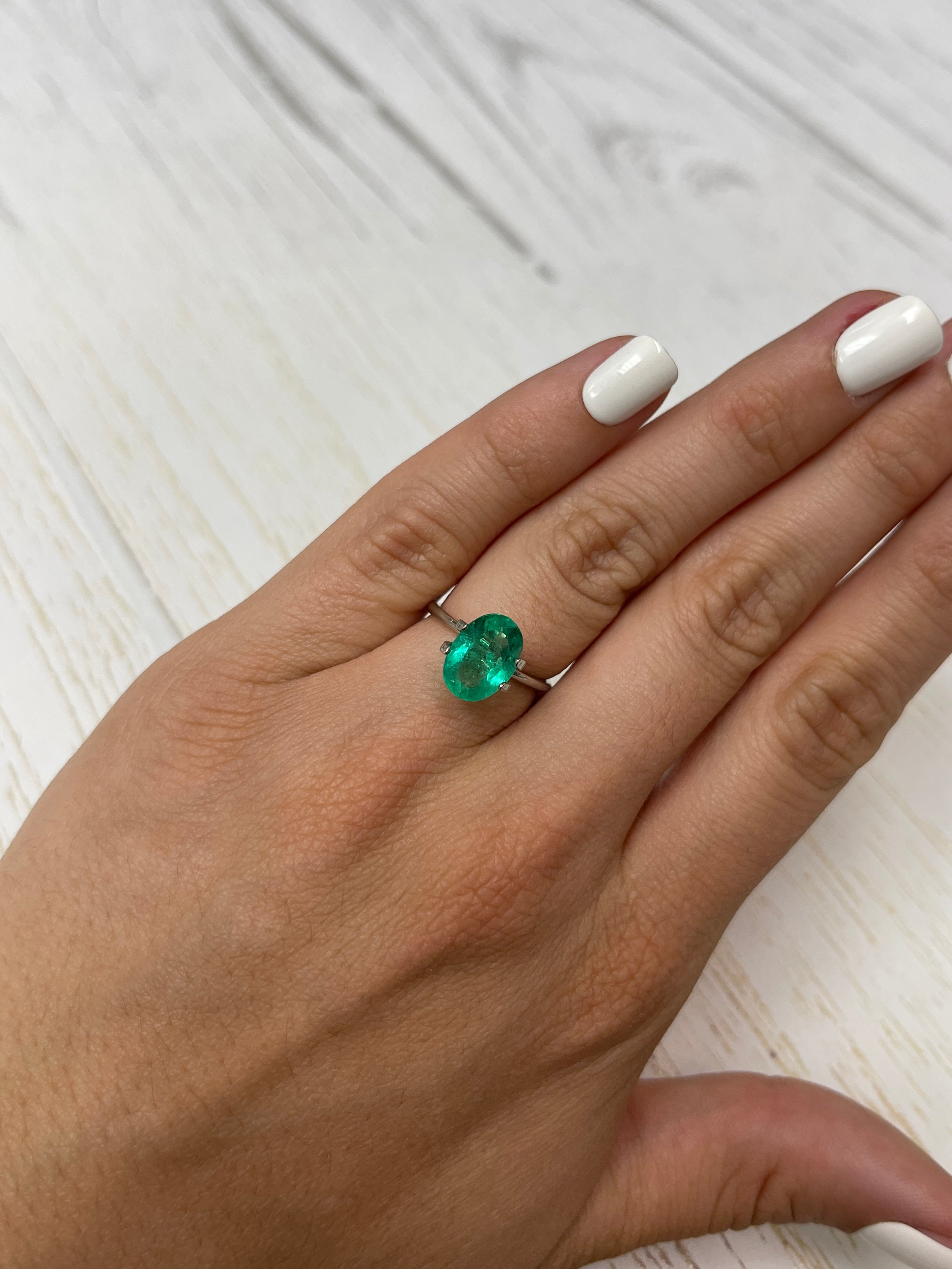 2.87 Carat 11x8 Elongated Vibrant Green Loose Colombian Emerald-Oval Cut - JR Colombian Emeralds