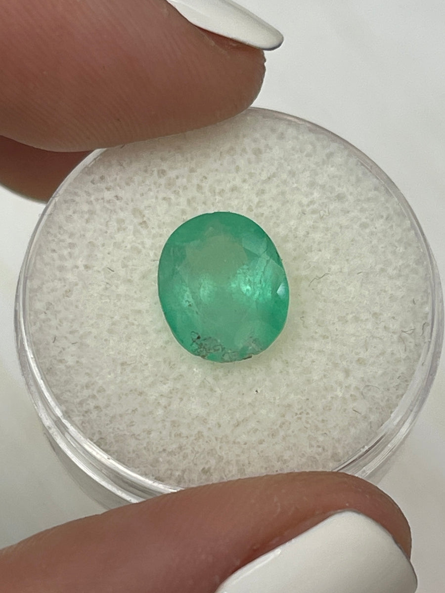 Gorgeous Mint Green Oval Colombian Emerald - 2.95 Carats of Natural Elegance