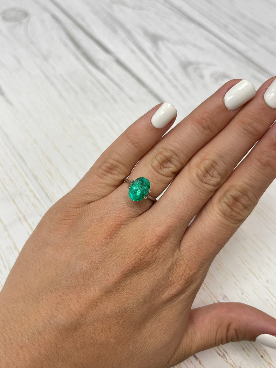 Colombian Emerald - Oval-Cut 3.34 Carat Beauty in Green