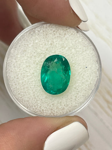 Oval Cut 3.51 Carat Colombian Emerald with Fine Green Hue - Natural Loose Gemstone