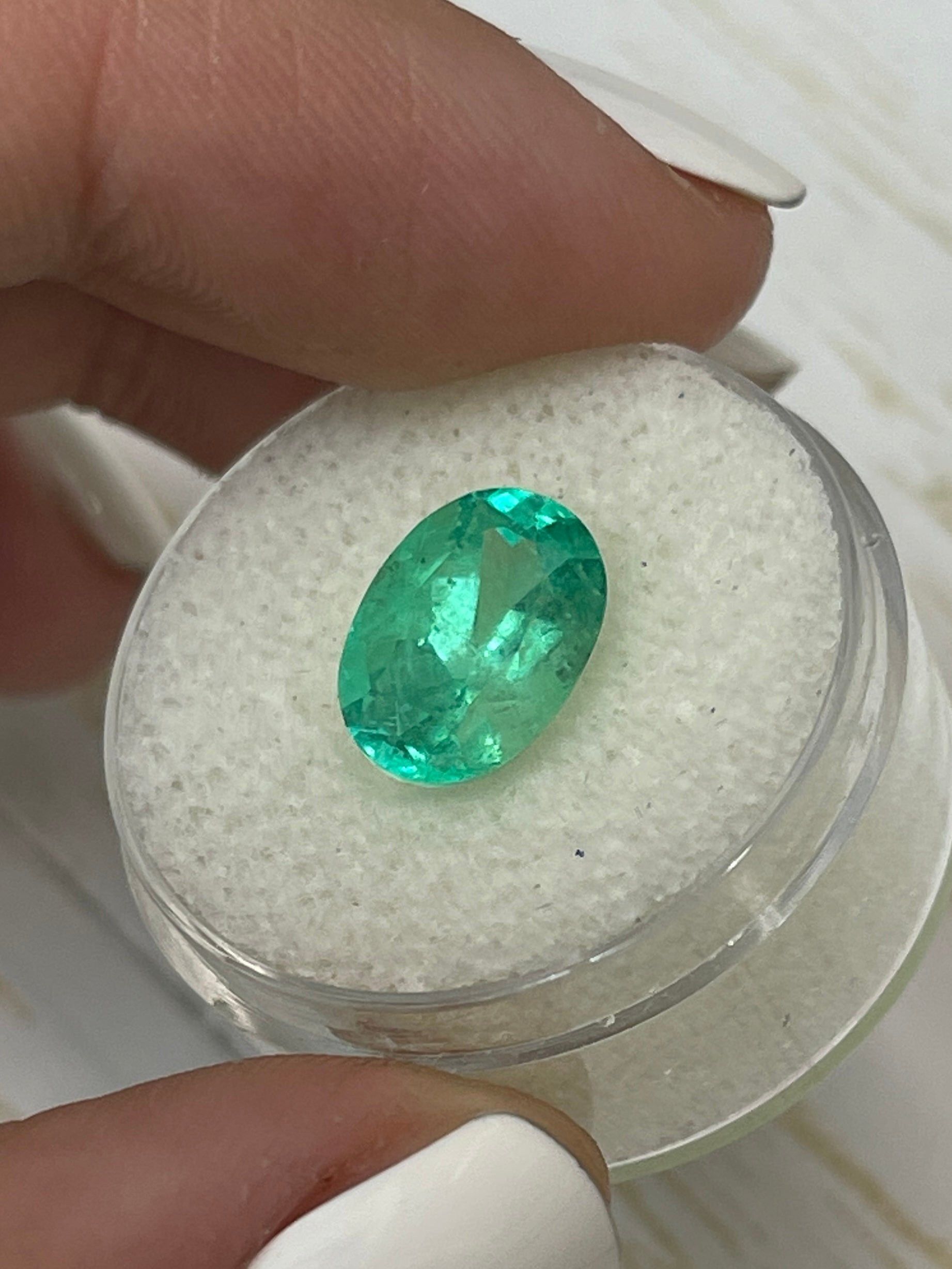 Stunning Light Bluish Green Colombian Emerald - 3.55 Carat Oval Cut