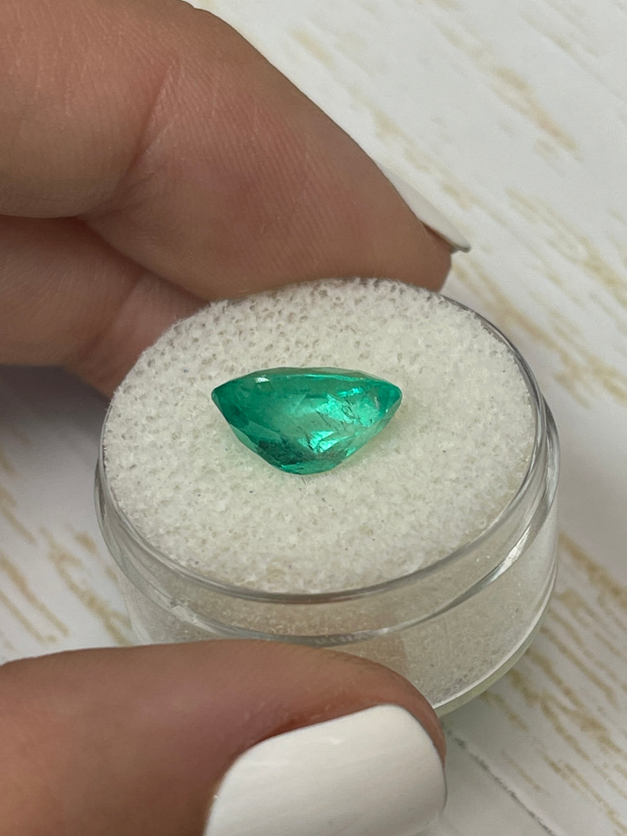 Oval Shaped 3.56 Carat Bi-Color Green Emerald from Colombia