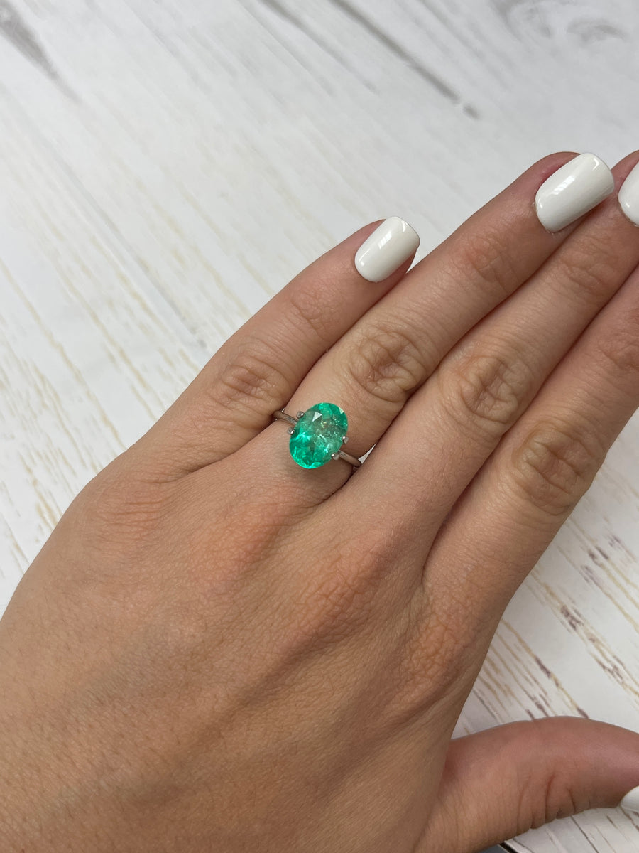 3.56 Carat Colombian Emerald - Beautiful Bi-Color Green Gem in Oval Cut