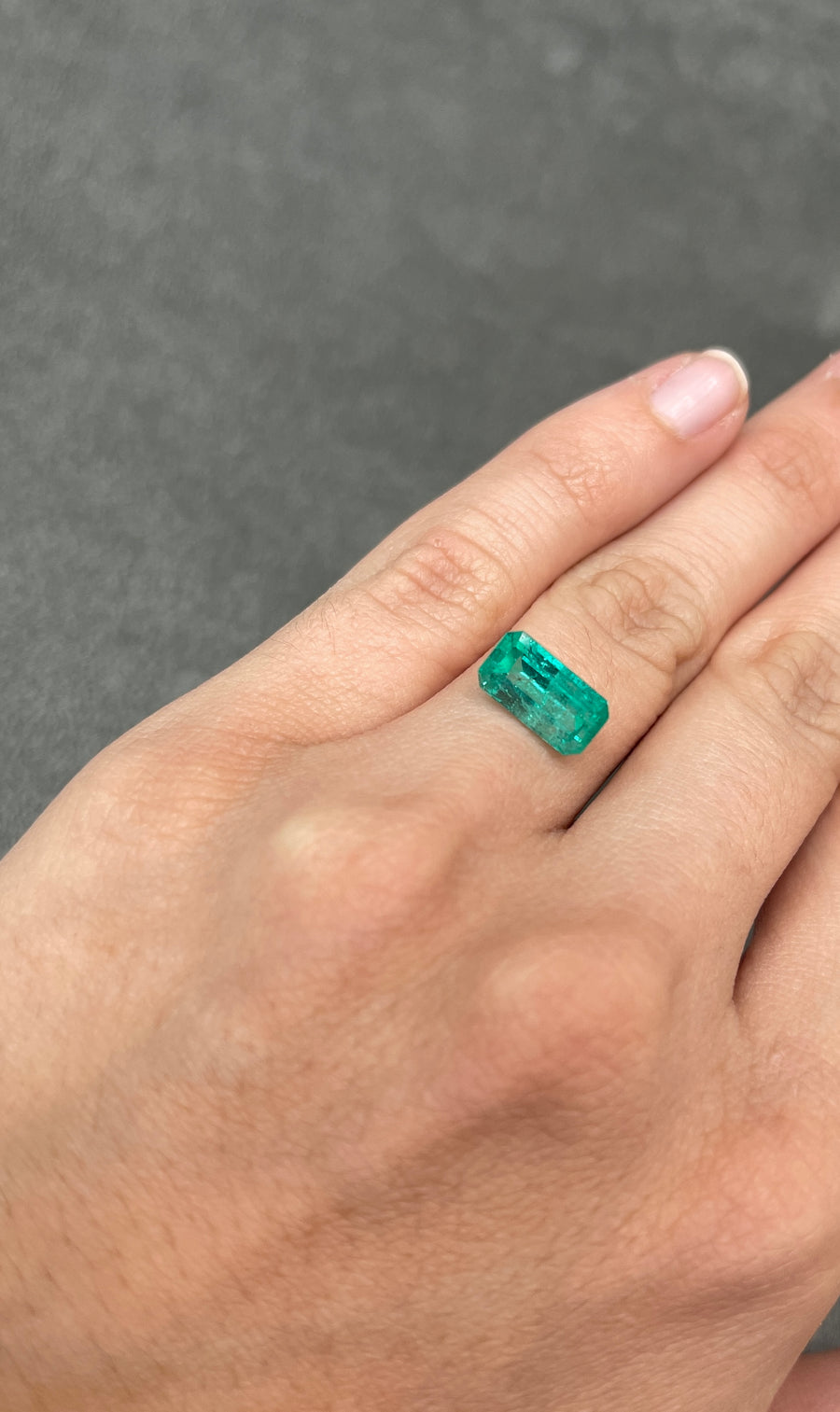 3.58 Carat Loose Colombian Emerald - Exquisite Elongated Emerald Cut in Bluish-Green