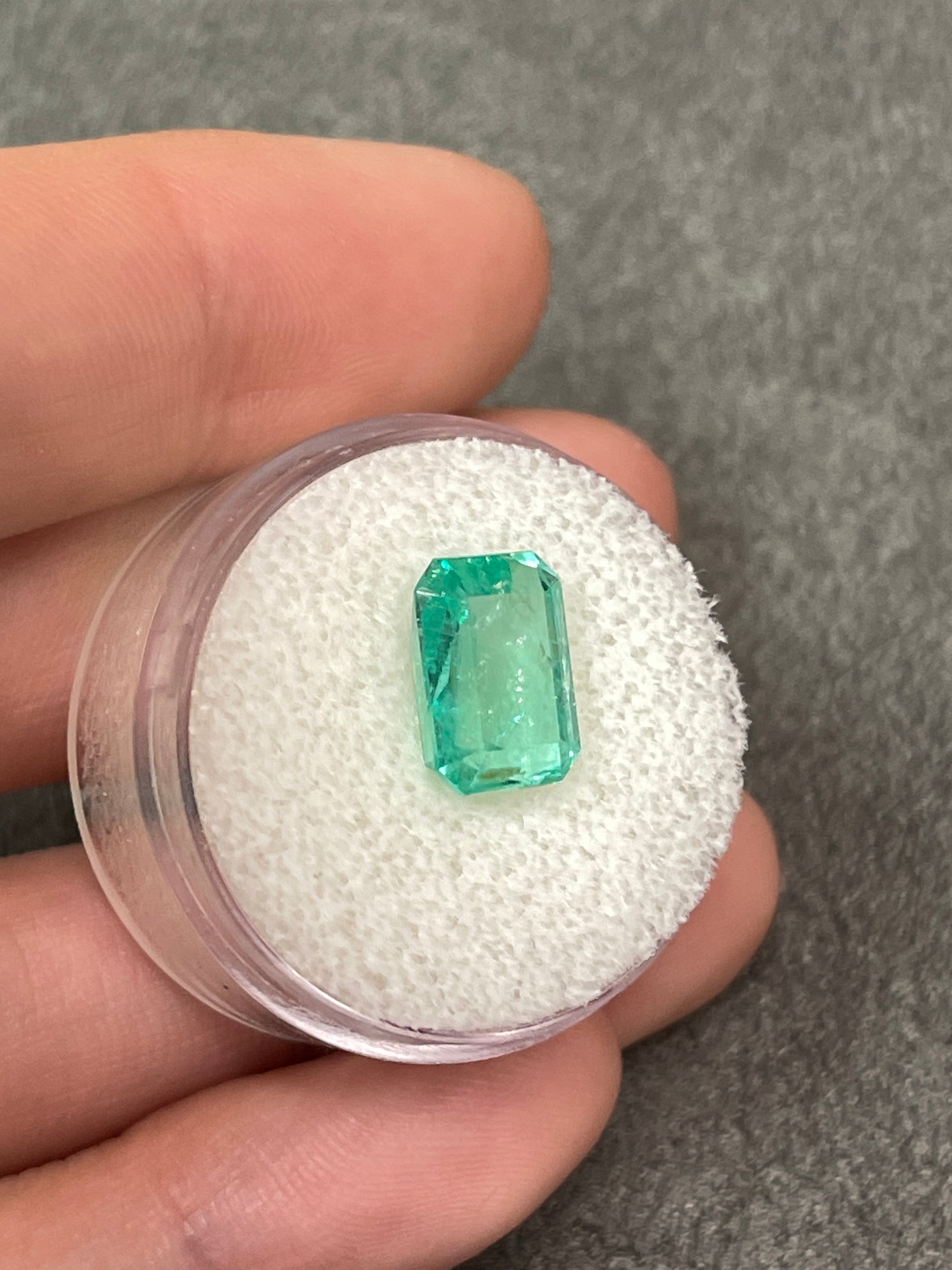 Emerald Cut Colombian Emerald - 3.69 Carats - Green Gemstone