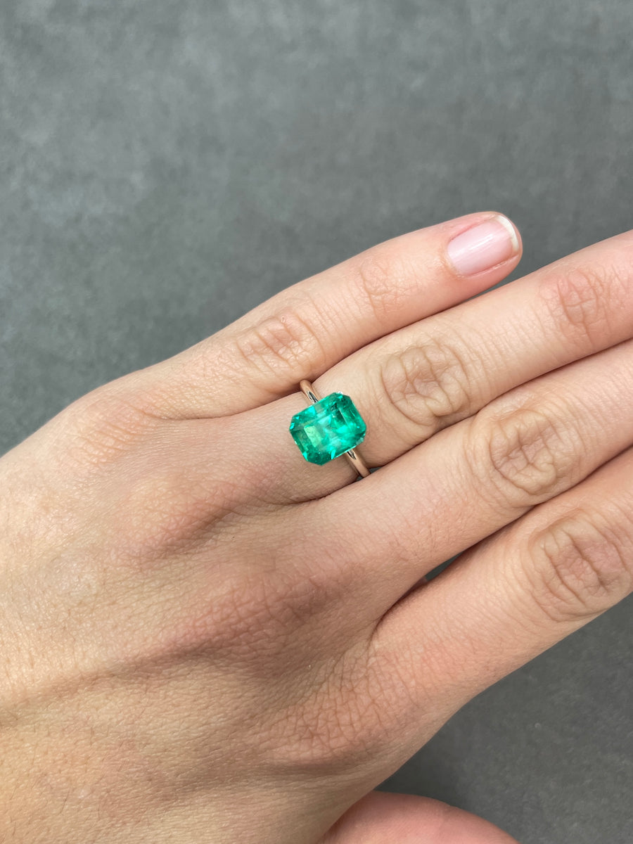Classic Emerald Cut 4.13 Carat Colombian Emerald - Vibrant Green Jewel