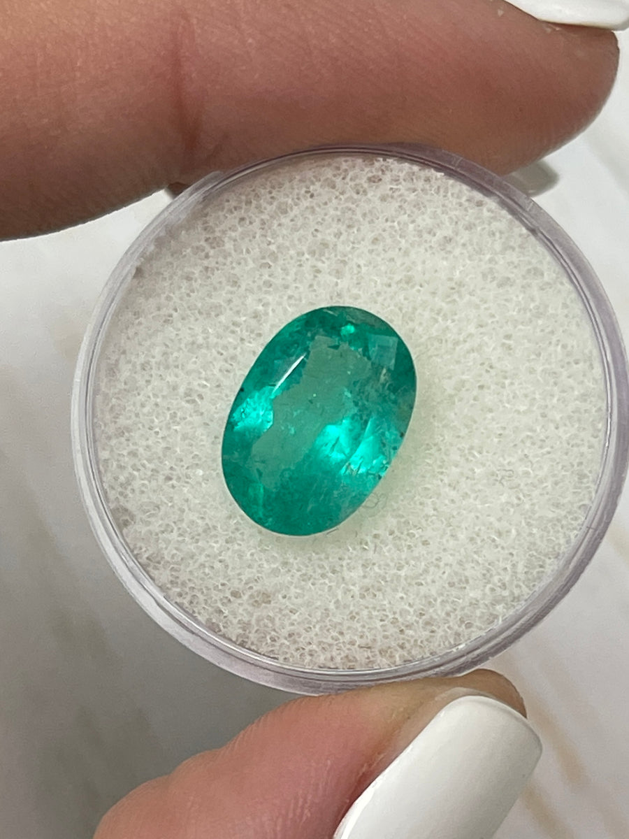 3.85 Carat Loose Colombian Emerald in Deep Bluish Green