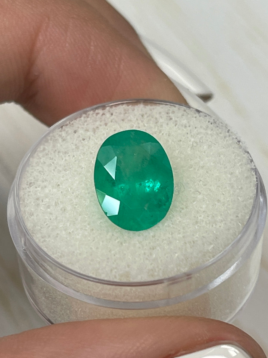 3.86 Carat Oval Colombian Emerald - Beautiful Natural Deep Green Gemstone