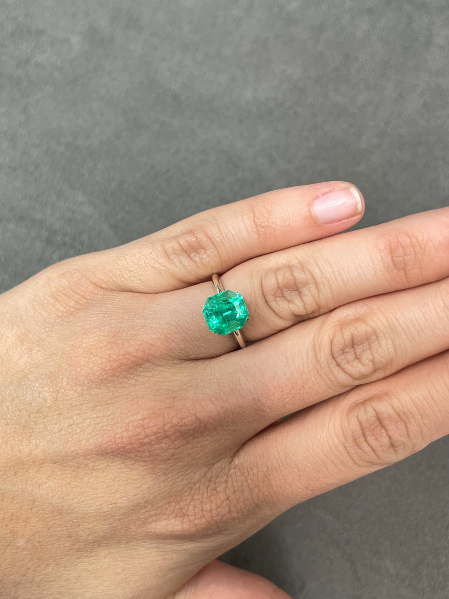 4.58 Carat Luminous Colombian Emerald - Clipped Corners