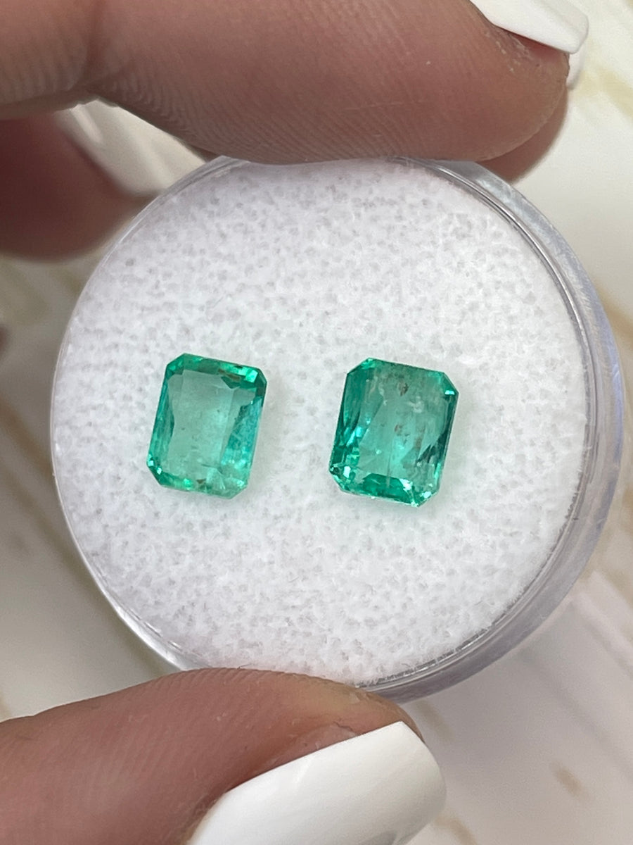Pair of Green Colombian Emeralds - 7x5.5 Dimensions
