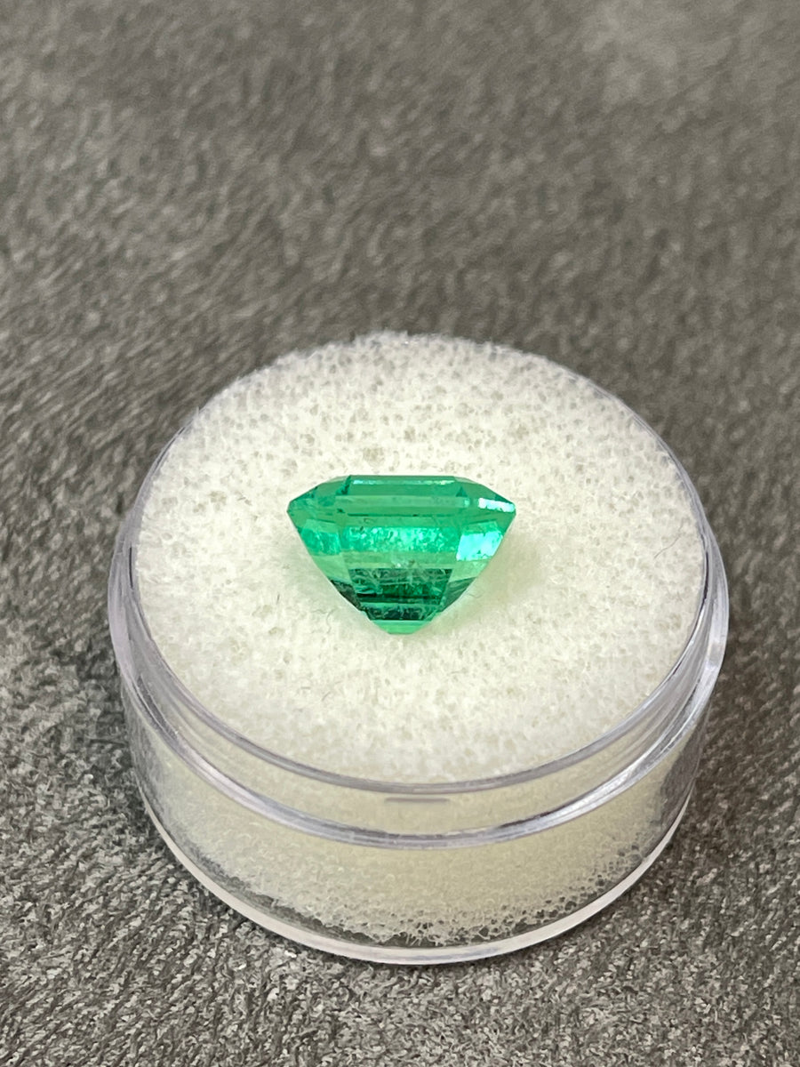 10x10 mm Colombian Emerald - Asscher Cut and Clipped Corners