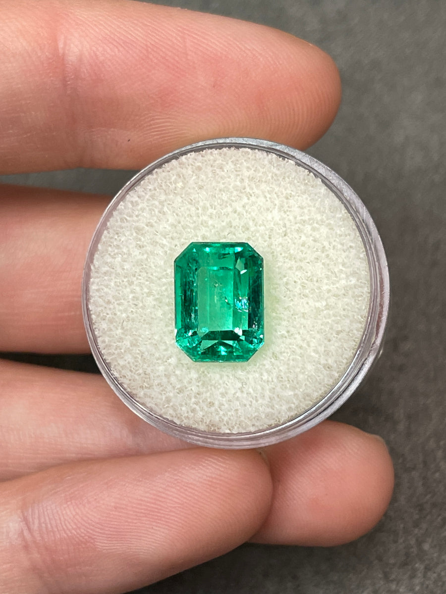 Emerald Cut Loose Colombian Emerald - 5.33 Carat Natural Green Gemstone