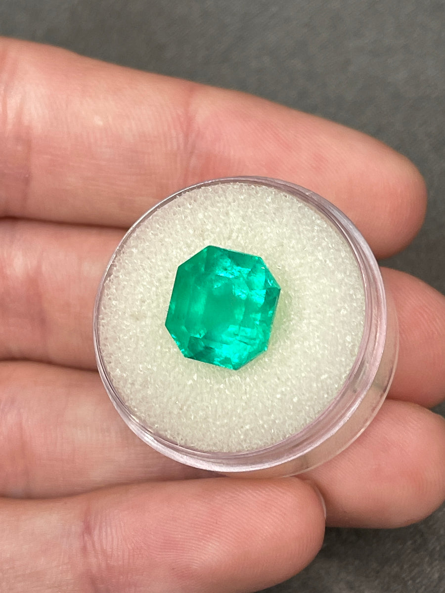 Stunning 6.62 Carat Loose Colombian Emerald - Asscher Shaped with Trimmed Corners