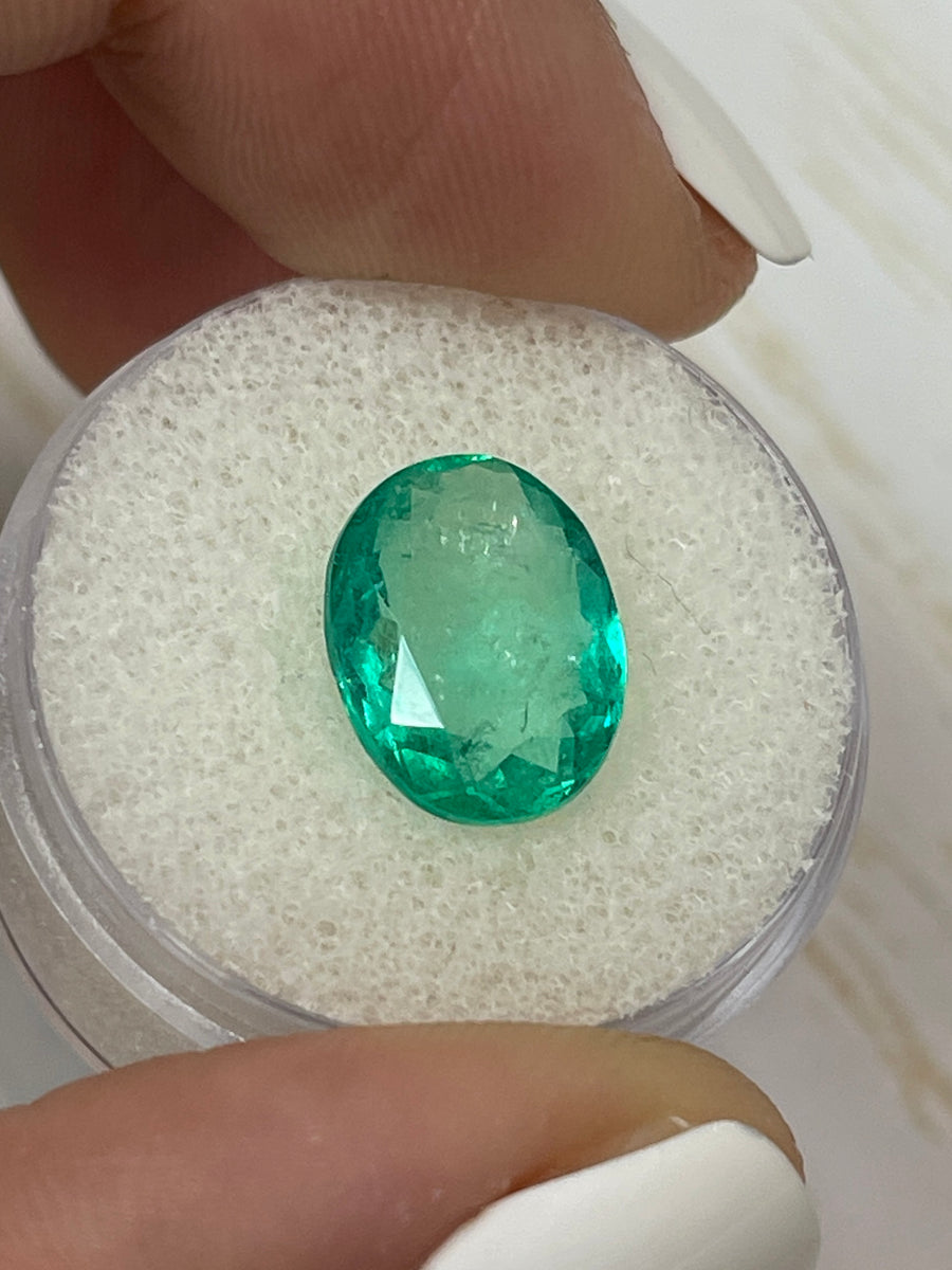 4.15 Carat Oval-Shaped Colombian Emerald in Stunning Transparent Green