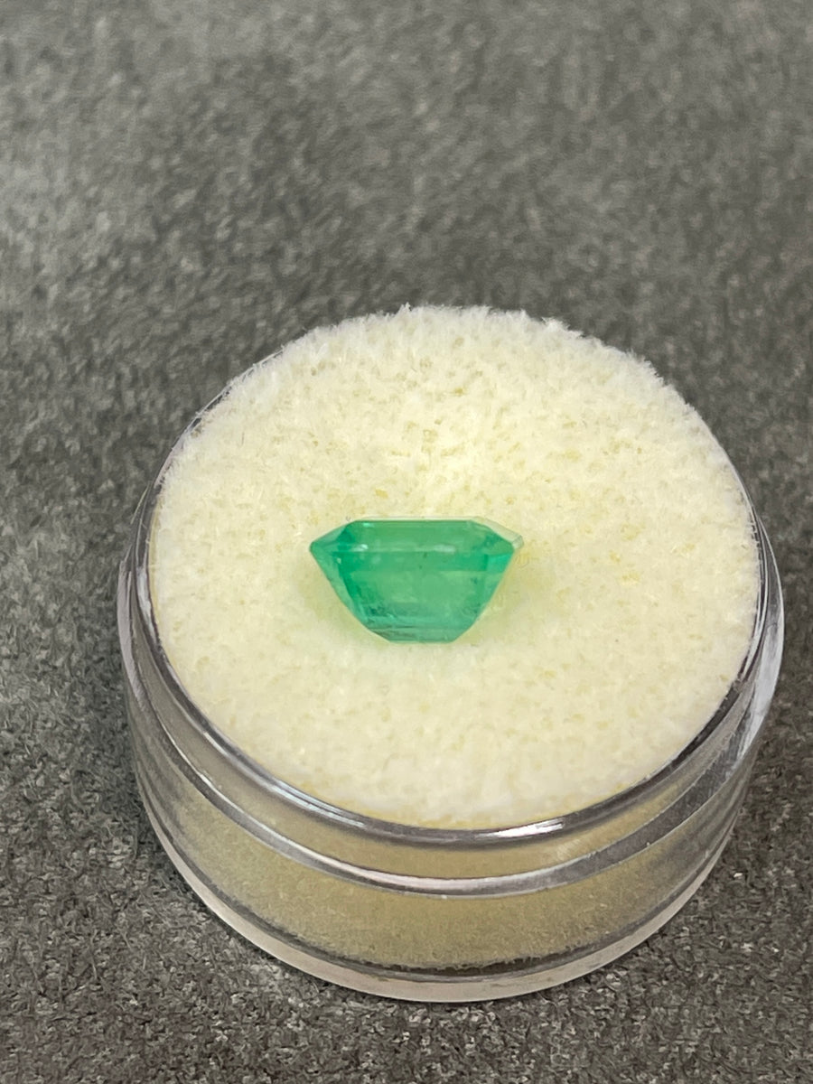 Exquisite Asscher Cut Colombian Emerald - 2.65 Carats