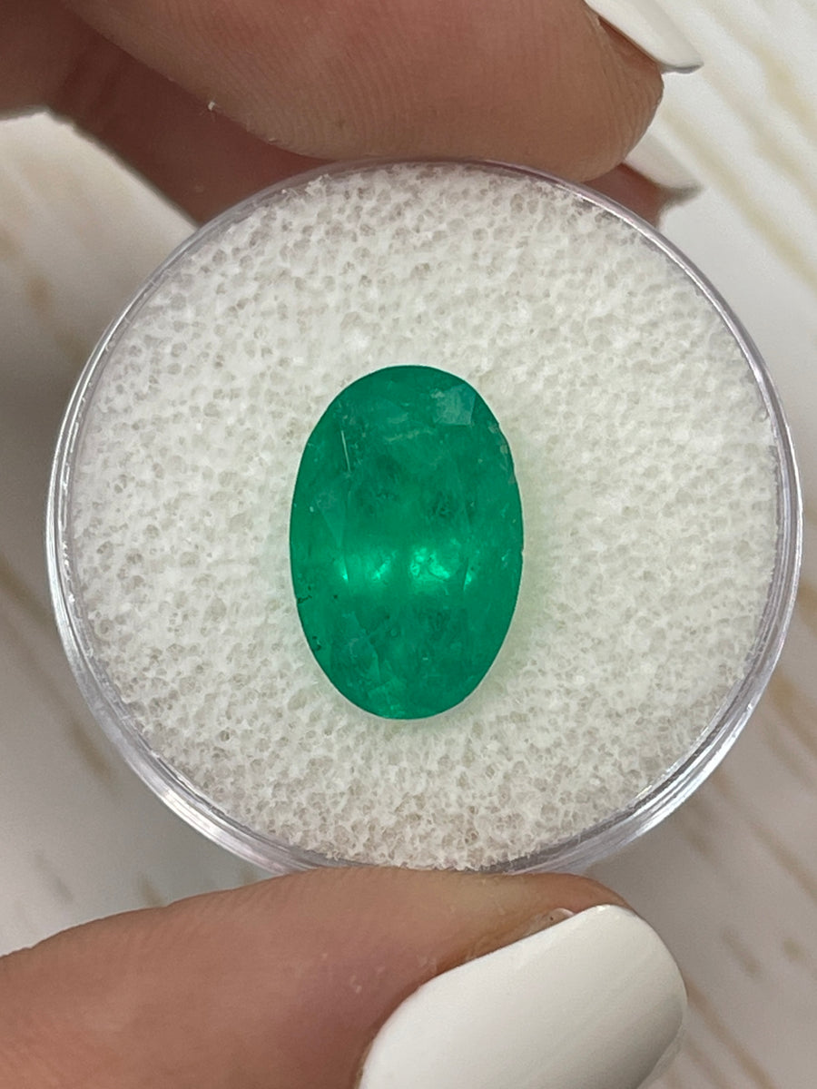 4.52 Carat Colombian Emerald - Oval Cut - Grassy Green Gem