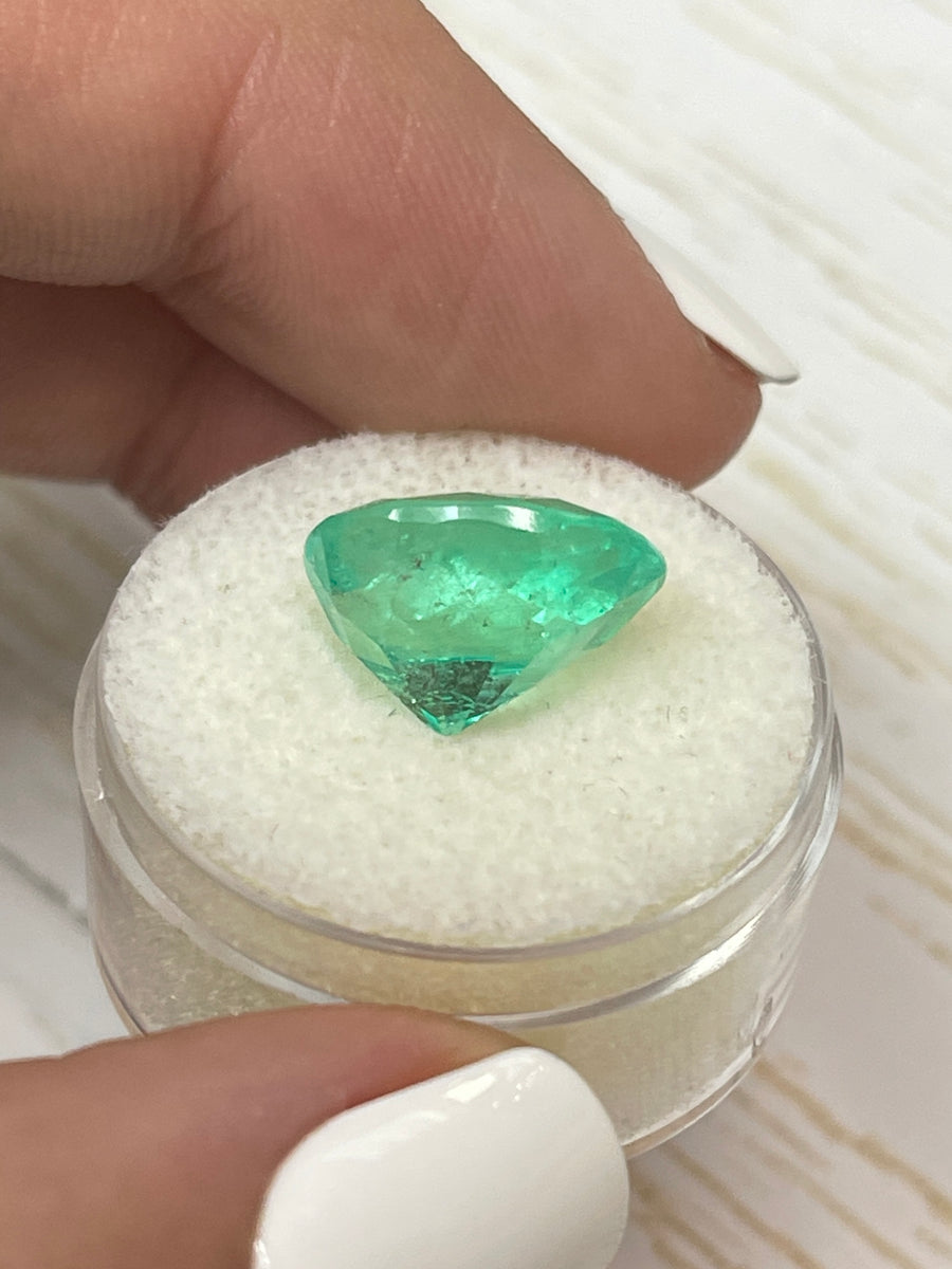 Large 14x11 Oval Colombian Emerald - 6.86 Carats - Natural Green