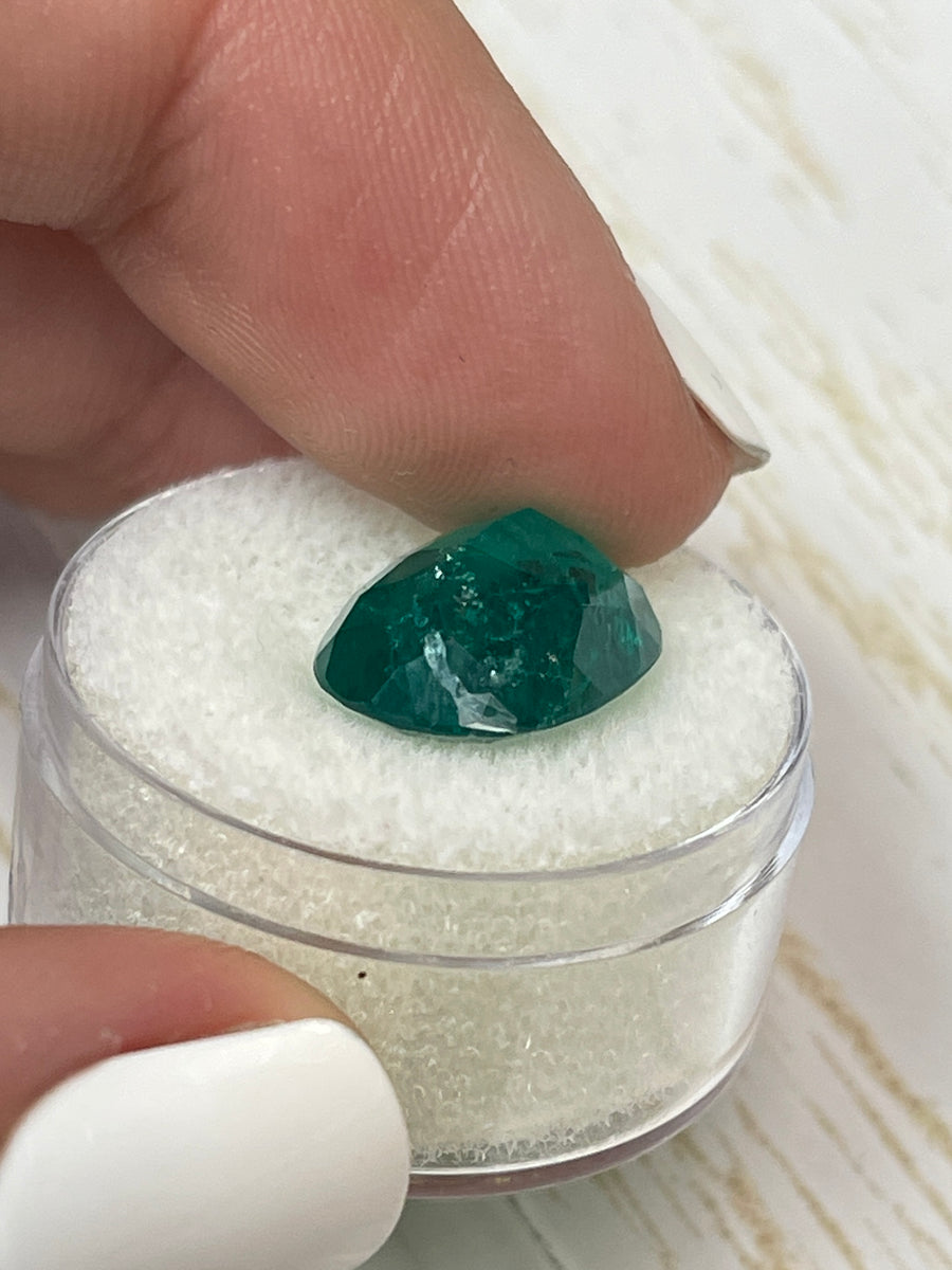 15.5x11mm Oval-Cut Colombian Emerald - 7.22 Carat Genuine Gem