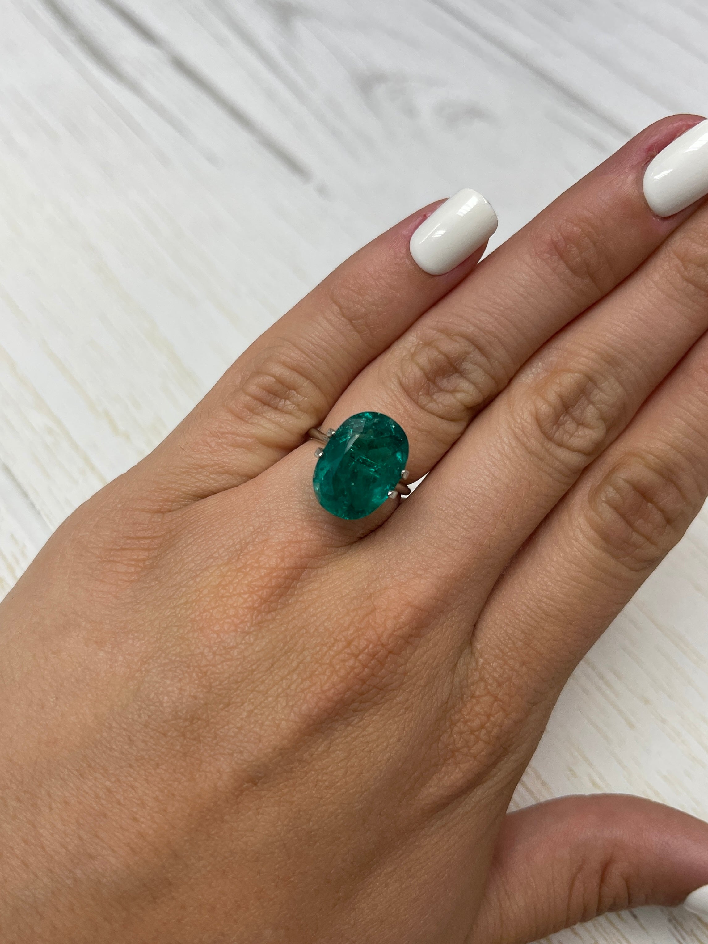 7.22 Carat 15.5x11 Vivid Muzo Green Natural Loose Colombian Emerald-Oval Cut - JR Colombian Emeralds