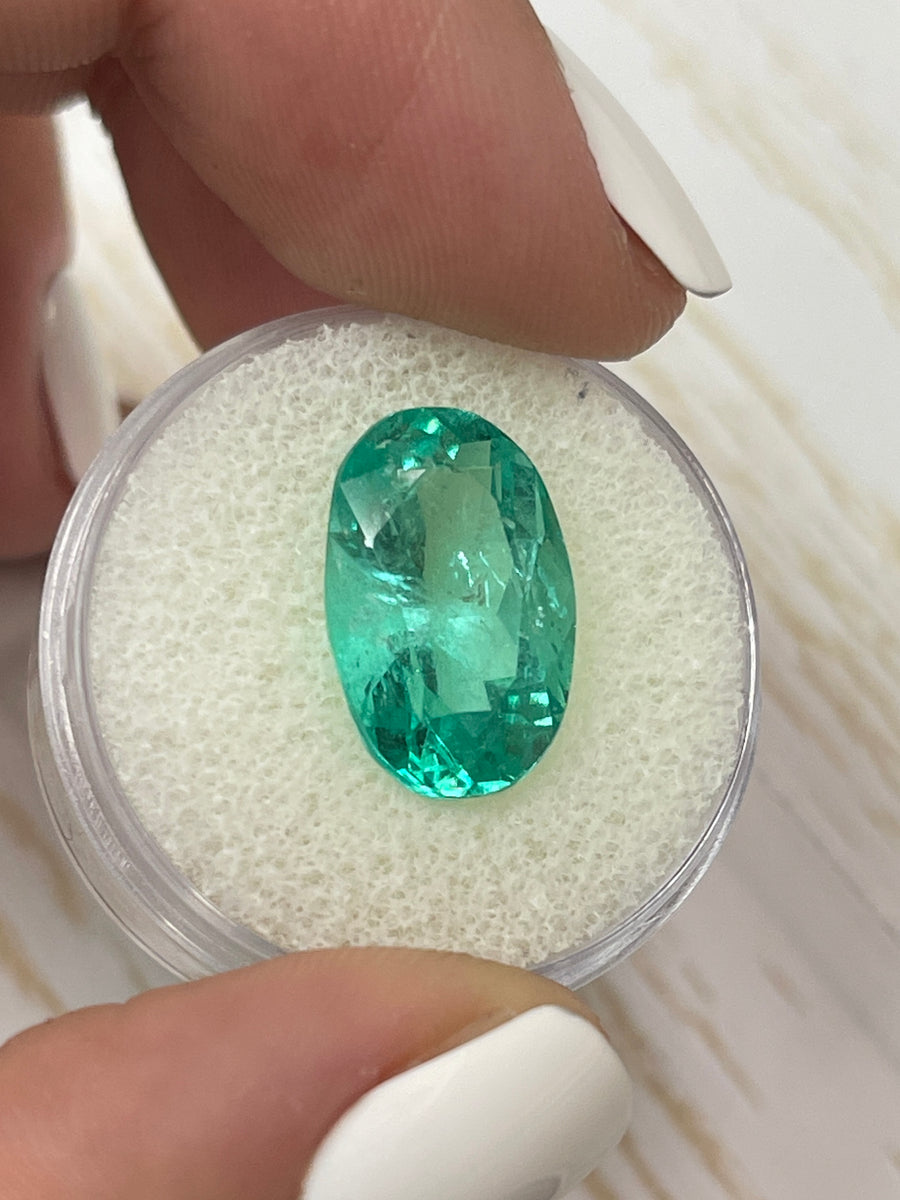 Vibrant 16x10 Oval-Cut Natural Colombian Emerald