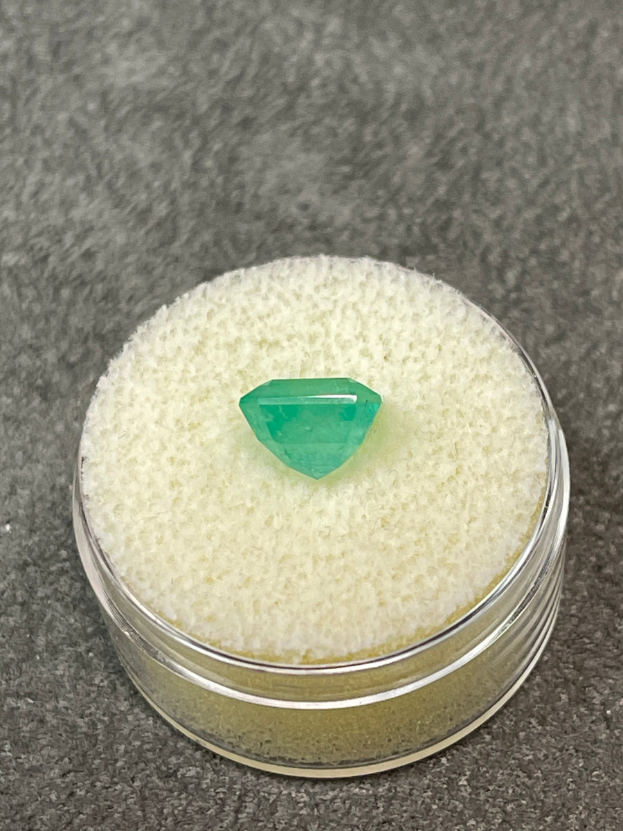 Emerald of Colombian Origin - 2.90 Carat Asscher Cut in Vivid Green