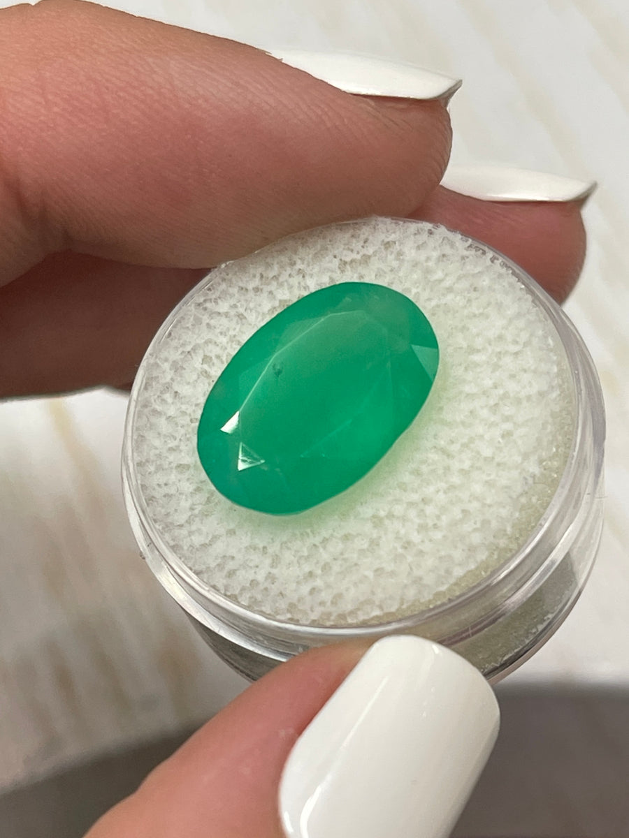 Colombian Oval Emerald - 8.85 Carat in Grassy Green Hue