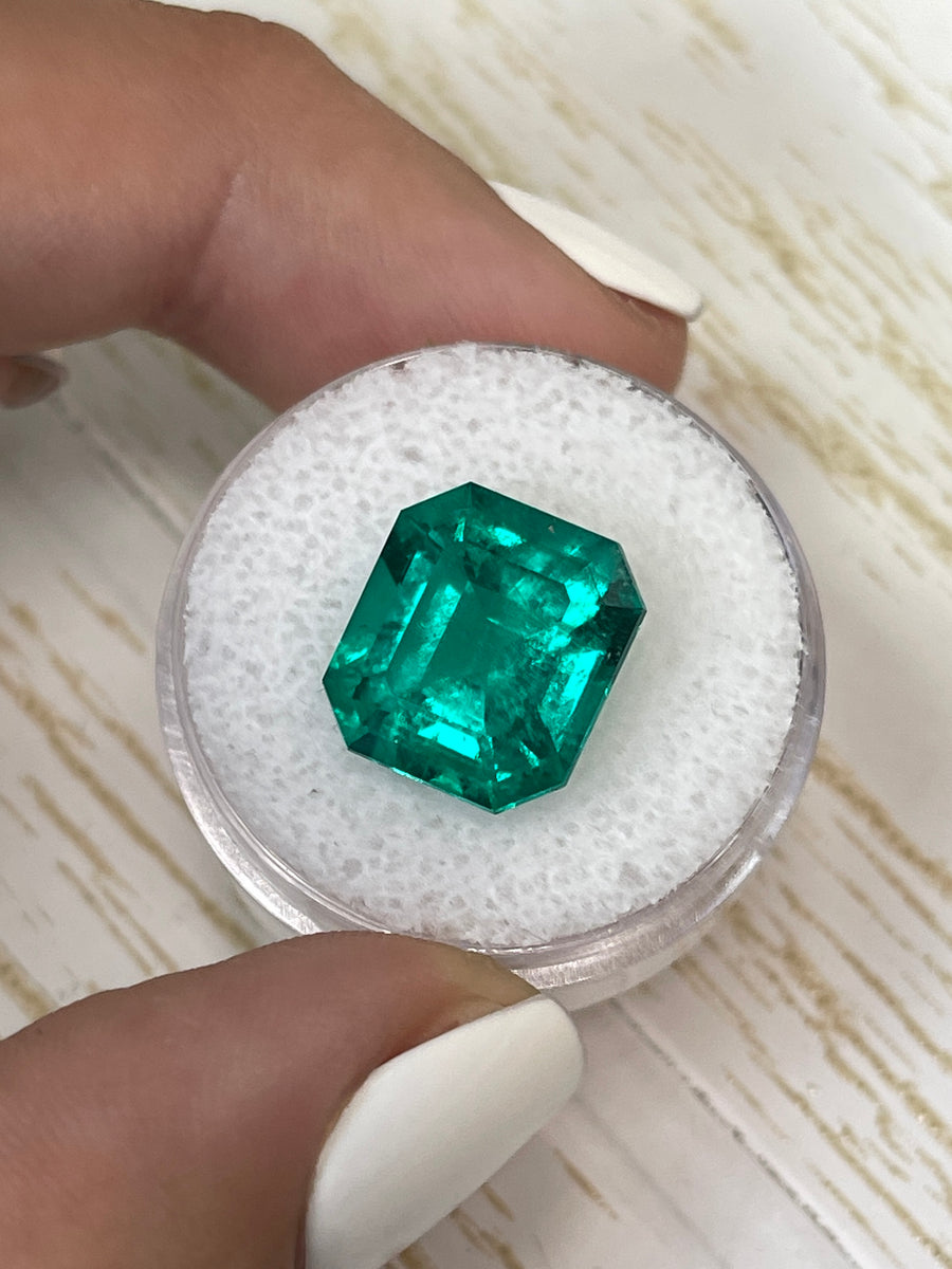 Genuine 7.52 Carat Colombian Emerald - Investment-Worthy Gem