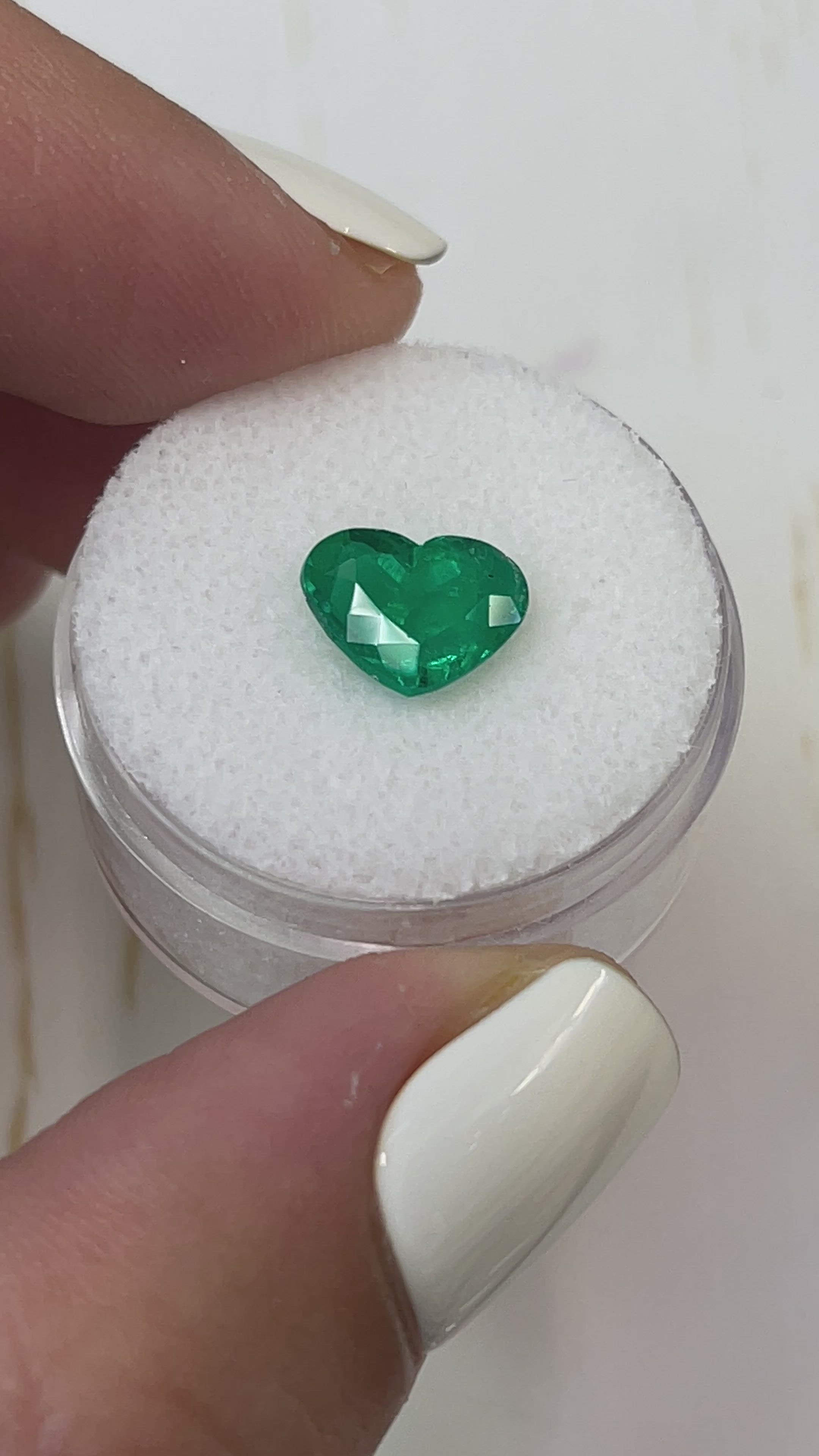 2.07 Carat 8x10 Vivid Muzo Green Natural Colombian Emerald-Heart Cut