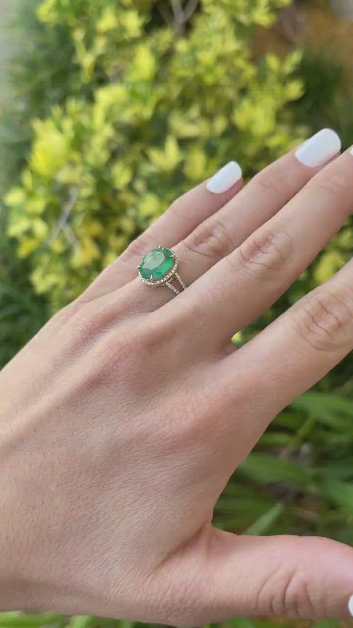 4.19tcw 14K Natural Emerald Oval & Diamond Halo Split Shank Engagement Ring Video