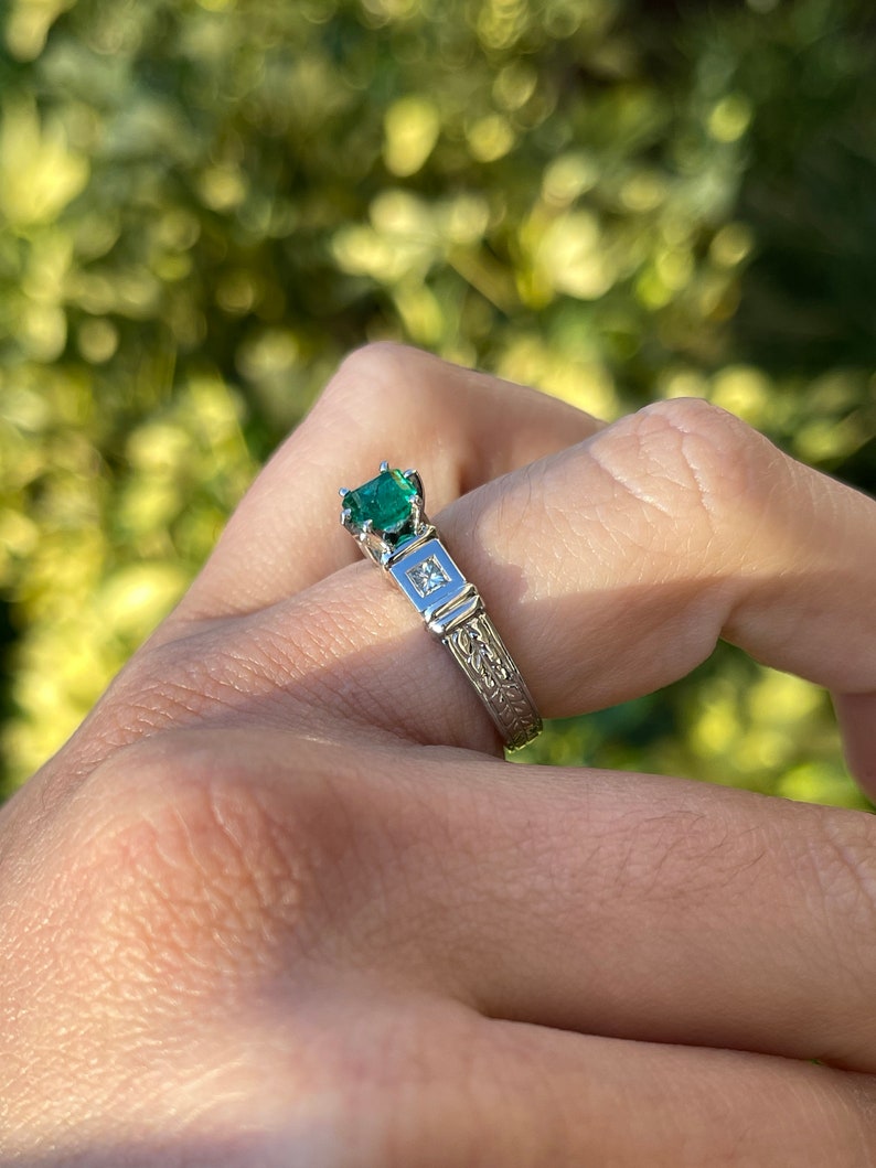 Colombian Emerald 3-stone engagement ring with 1.20tcw Asscher emerald, princess cut diamonds, set in 18K gold, elegant jewelry piece