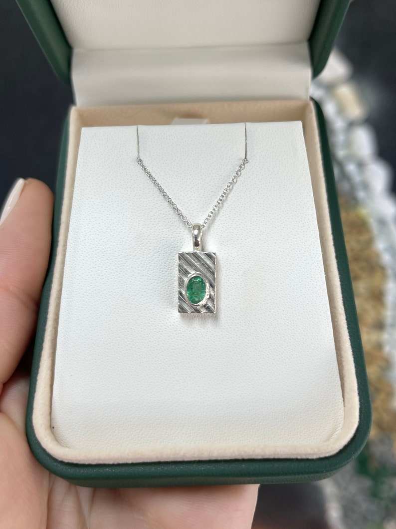 0.50ct Unisex Natural Oval Cut 925 Sterling Silver Emerald Solitaire B