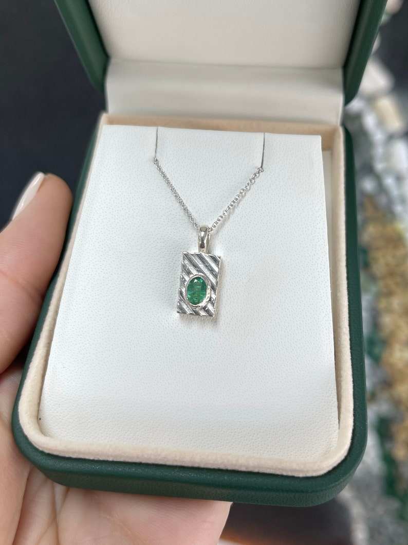 0.50ct Unisex Natural Oval Cut 925 Sterling Silver Emerald Solitaire B