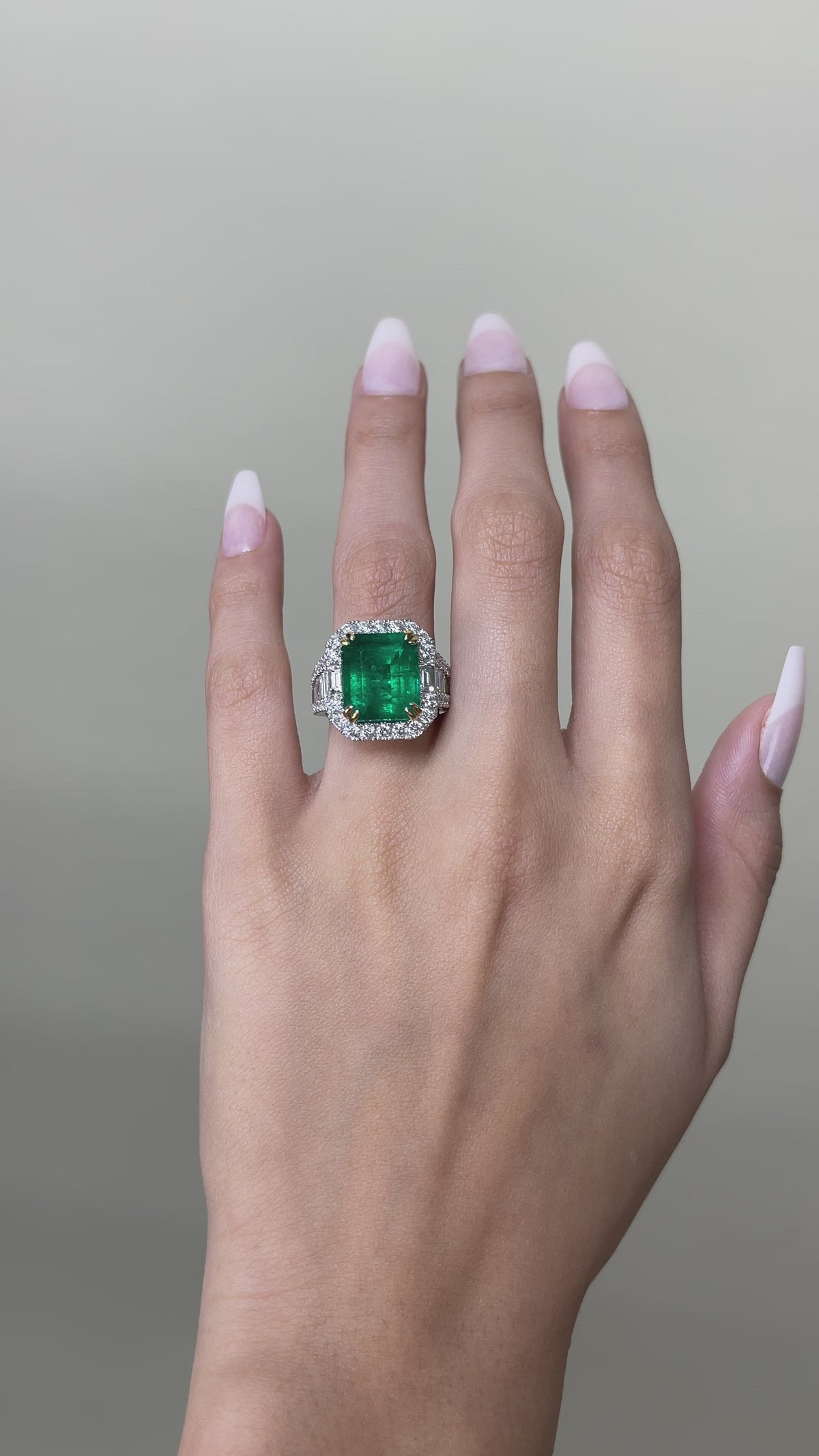7.85tcw AAA+ Emerald & Diamond Statement Ring video