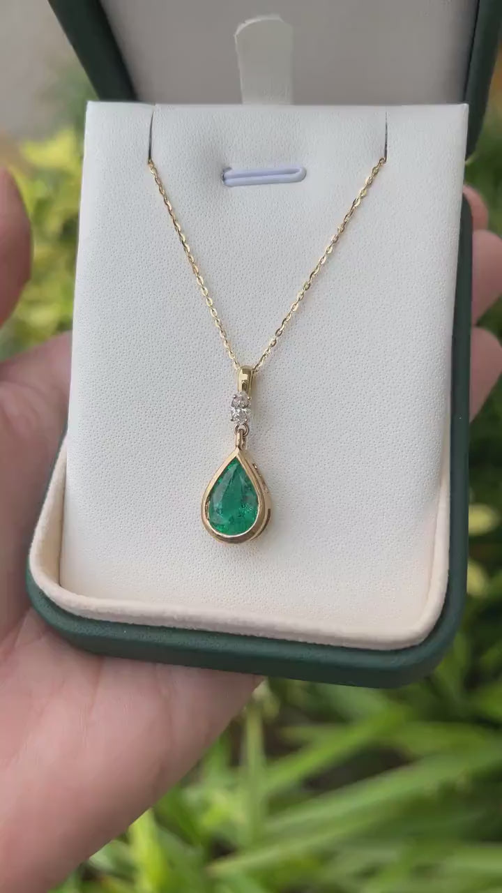 4.35tcw 14K Teardrop Bezel Set Natural Pear Cut Emerald & Marquise Diamond Bail Accent Pendant Necklace