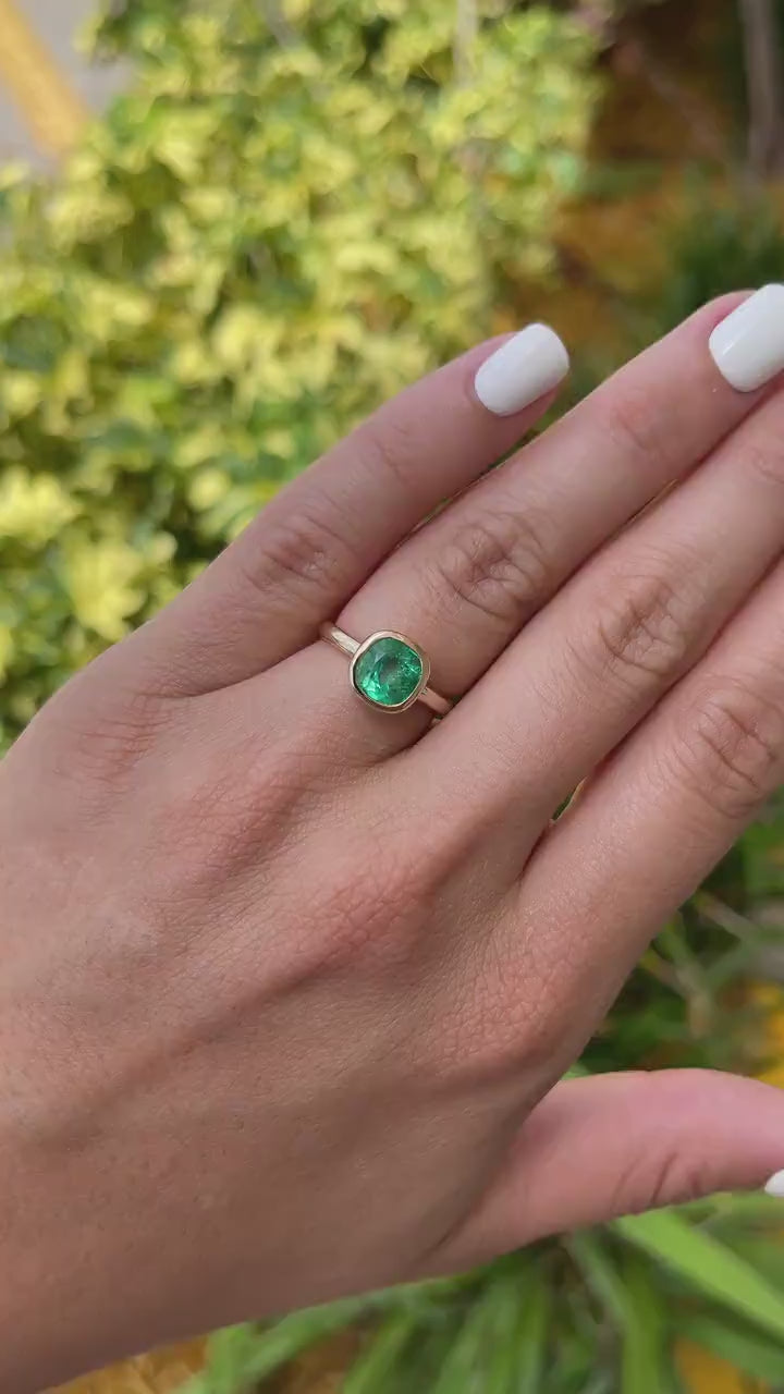 1.96cts Cushion Colombian Emerald Solitaire 14K Right Hand Gold Ring