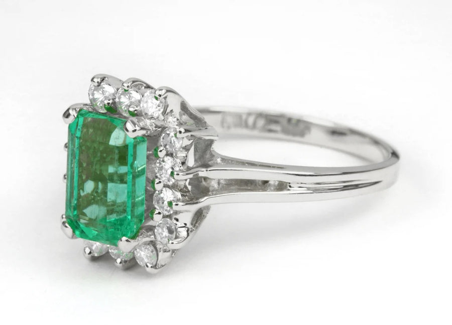 Colombian Diamond Engagement Ring 18k